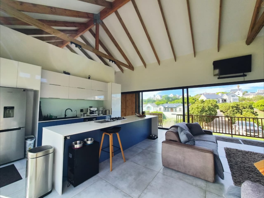 2 Bedroom Property for Sale in Stilbaai Wes Western Cape